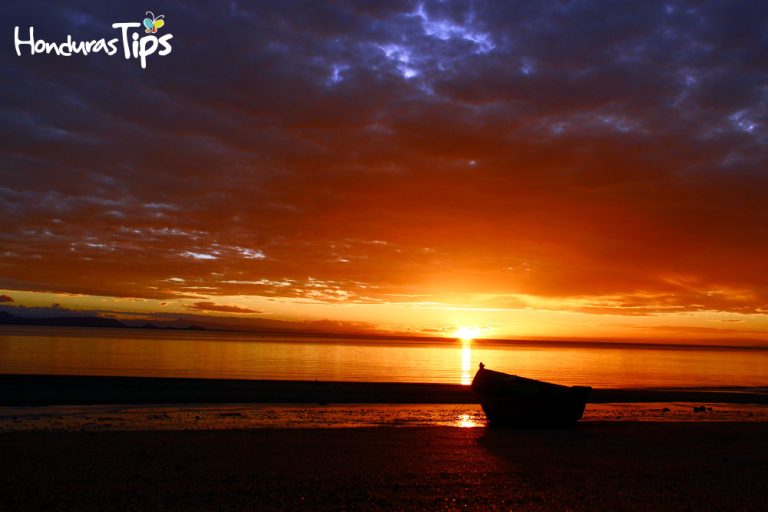 Playa-el-Zapote-Amanecer---Amapala-Isla-del-Tigre