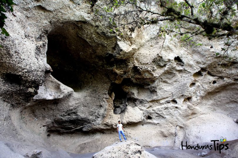 Un Paseo Por La Cascada La Estanzuela Y La Cueva Del Gigante En Marcala